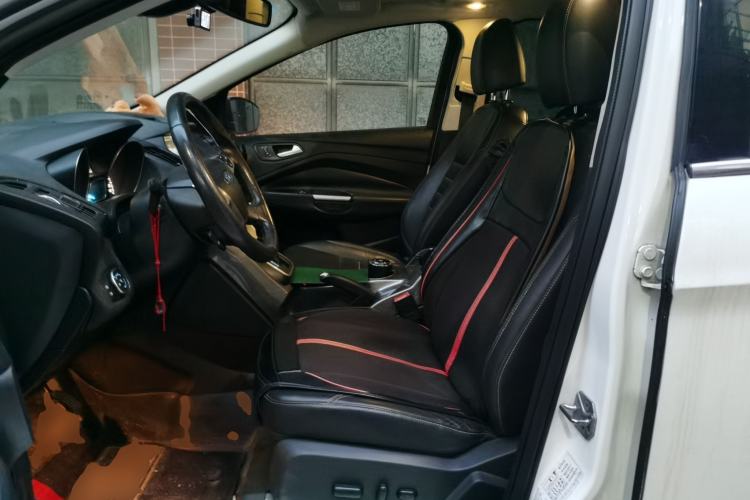 Used Ford Kuga 2015 1.5L GTDi Four-Wheel-Drive Elite Model Left Front Seat