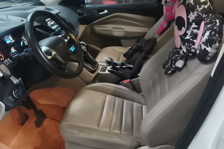 Used Ford Kuga 2015 2.0L GTDi Four-Wheel Drive Elite Model Left Front Seat