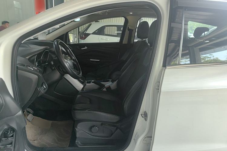 Used Ford Kuga 2015 1.5L GTDi Two-Wheel Drive Fashion Edition Left Front Seat