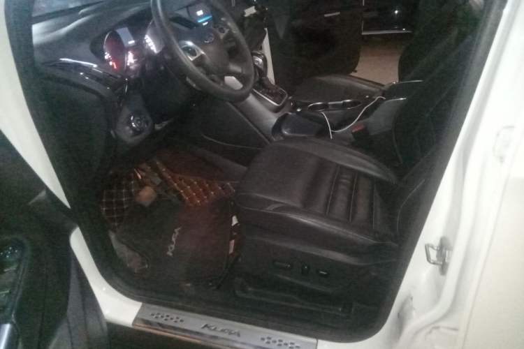 Used Ford Kuga 2015 1.5L GTDi Four-Wheel-Drive Elite Model Left Front Seat