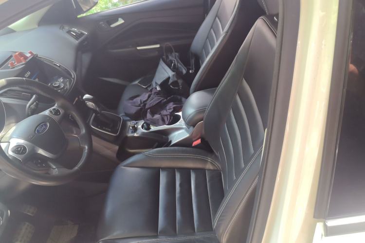 Used Ford Kuga 2015 2.0L GTDi Four-Wheel Drive Prestige Model Left Front Seat