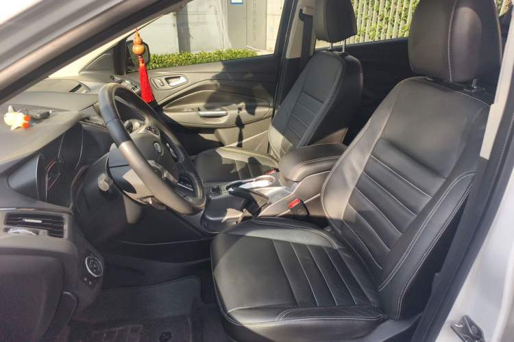 Used Ford Kuga 2015 2.0L GTDi Four-Wheel Drive Elite Model Left Front Seat