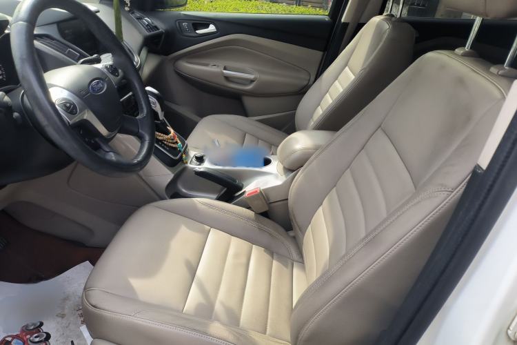 Used Ford Kuga 2015 1.5L GTDi Four-Wheel-Drive Elite Model Left Front Seat