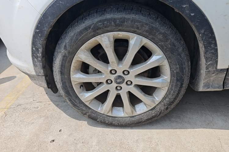 Used Ford Kuga 2015 1.5L GTDi Two-Wheel-Drive Comfort Model Left Front Wheel Hub