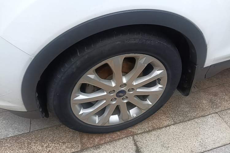 Used Ford Kuga 2015 1.5L GTDi Two-Wheel Drive Fashion Edition Left Front Wheel Hub
