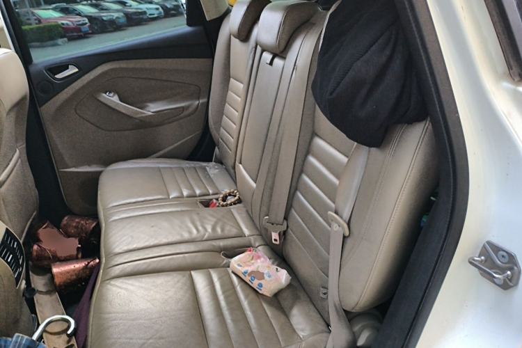 Used Ford Kuga 2015 1.5L GTDi Four-Wheel-Drive Elite Model Left Rear Seat