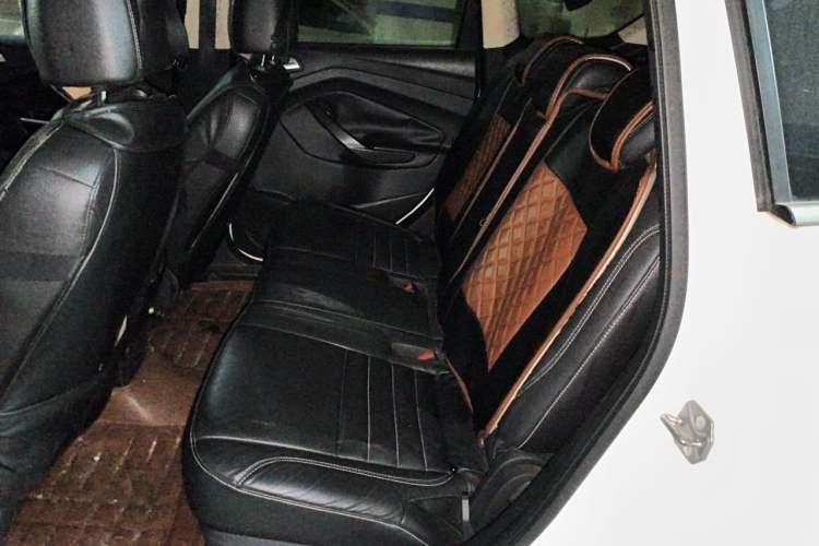 Used Ford Kuga 2015 1.5L GTDi Four-Wheel-Drive Elite Model Left Rear Seat