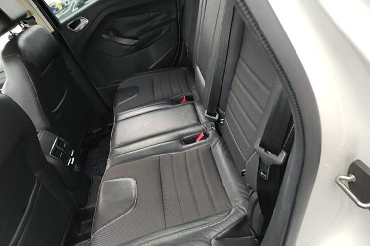 Used Ford Kuga 2015 1.5L GTDi Two-Wheel Drive Fashion Edition Left Rear Seat