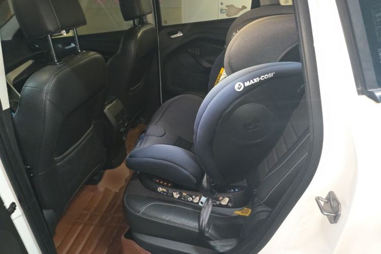 Used Ford Kuga 2015 1.5L GTDi Two-Wheel Drive Fashion Edition Left Rear Seat
