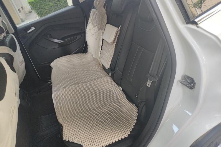 Used Ford Kuga 2015 2.0L GTDi Four-Wheel-Drive Sport Model Left Rear Seat