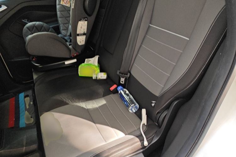 Used Ford Kuga 2015 1.5L GTDi Two-Wheel-Drive Comfort Model Left Rear Seat