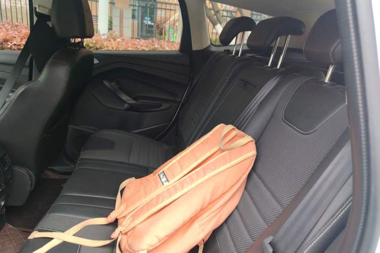 Used Ford Kuga 2015 1.5L GTDi Two-Wheel Drive Fashion Edition Left Rear Seat