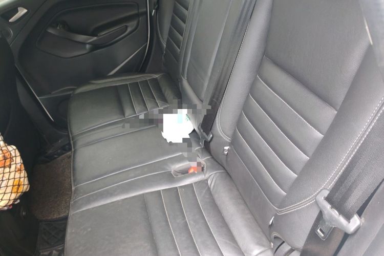 Used Ford Kuga 2015 2.0L GTDi Four-Wheel-Drive Sport Model Left Rear Seat