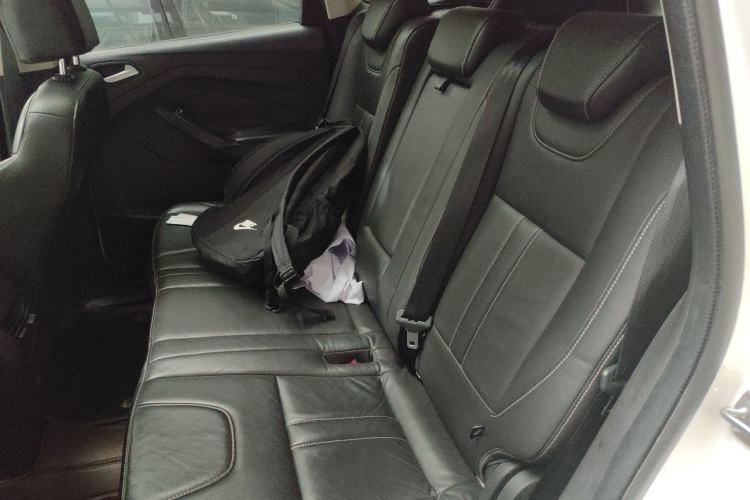 Used Ford Kuga 2015 2.0L GTDi Four-Wheel-Drive Sport Model Left Rear Seat