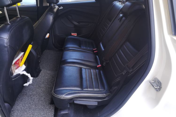 Used Ford Kuga 2015 1.5L GTDi Two-Wheel-Drive Comfort Model Left Rear Seat