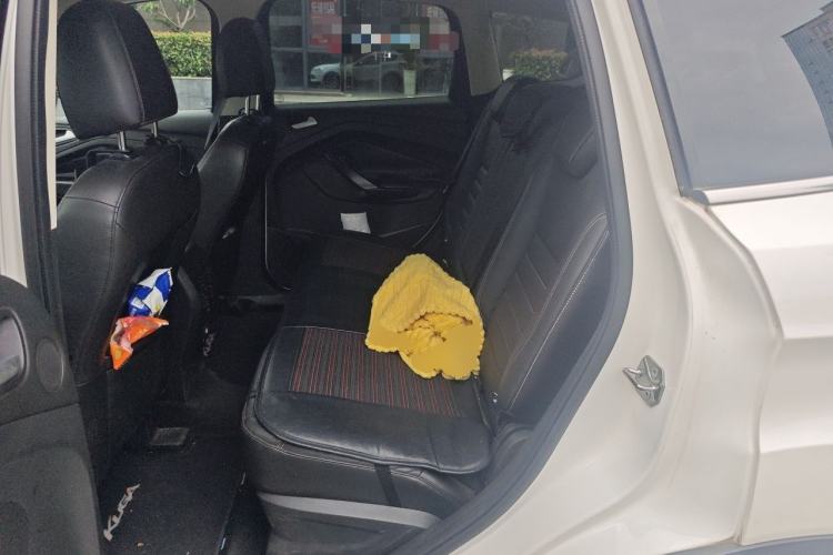 Used Ford Kuga 2015 1.5L GTDi Four-Wheel-Drive Elite Model Left Rear Seat