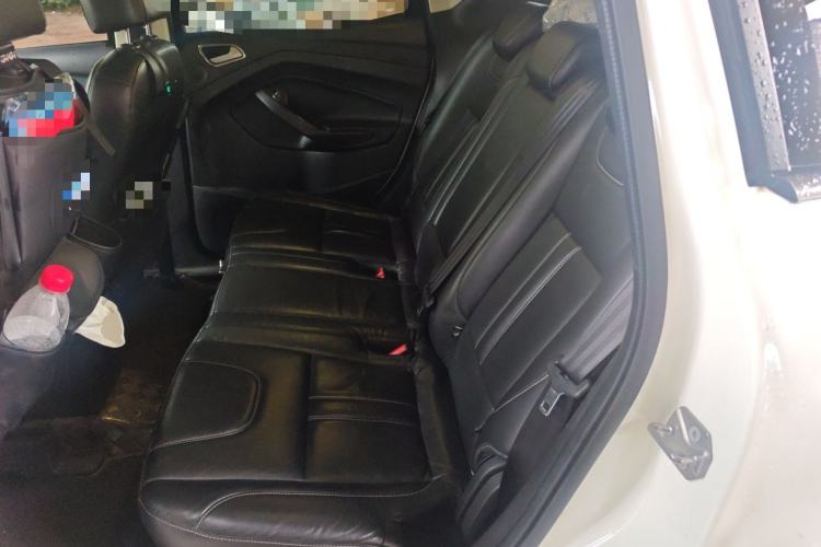 Used Ford Kuga 2015 2.0L GTDi Four-Wheel-Drive Sport Model Left Rear Seat
