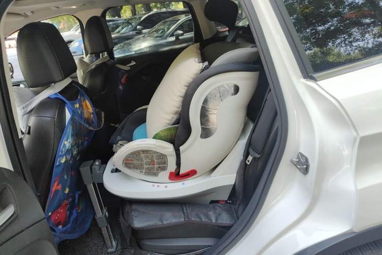 Used Ford Kuga 2015 1.5L GTDi Two-Wheel Drive Fashion Edition Left Rear Seat