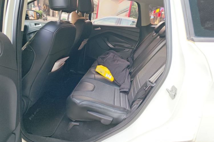 Used Ford Kuga 2015 1.5L GTDi Two-Wheel-Drive Comfort Model Left Rear Seat