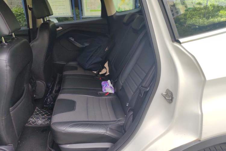 Used Ford Kuga 2015 1.5L GTDi Two-Wheel Drive Fashion Edition Left Rear Seat