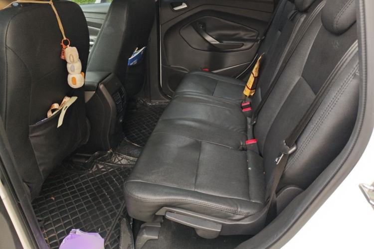 Used Ford Kuga 2015 1.5L GTDi Two-Wheel-Drive Comfort Model Left Rear Seat