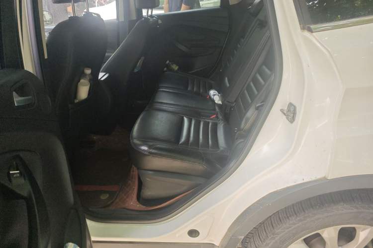 Used Ford Kuga 2015 2.0L GTDi Four-Wheel Drive Prestige Model Left Rear Seat