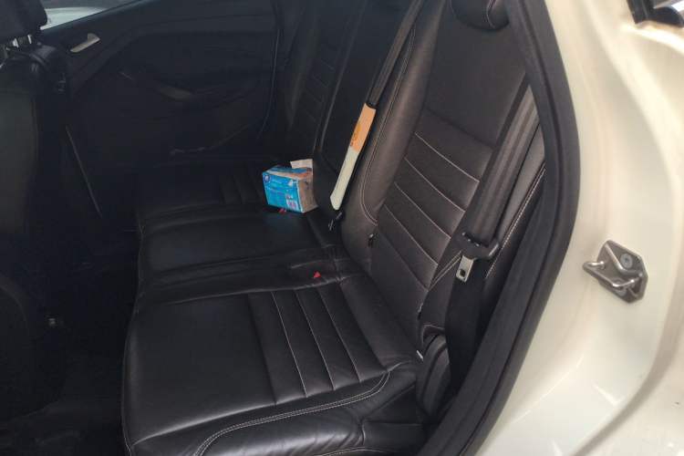 Used Ford Kuga 2015 2.0L GTDi Four-Wheel Drive Elite Model Left Rear Seat