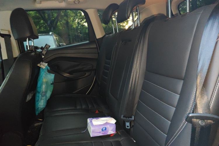 Used Ford Kuga 2015 1.5L GTDi Four-Wheel-Drive Elite Model Left Rear Seat