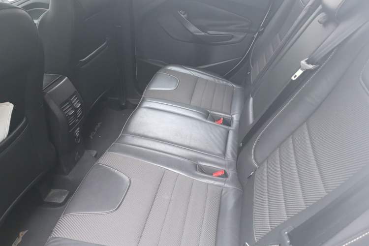 Used Ford Kuga 2015 1.5L GTDi Two-Wheel Drive Fashion Edition Left Rear Seat