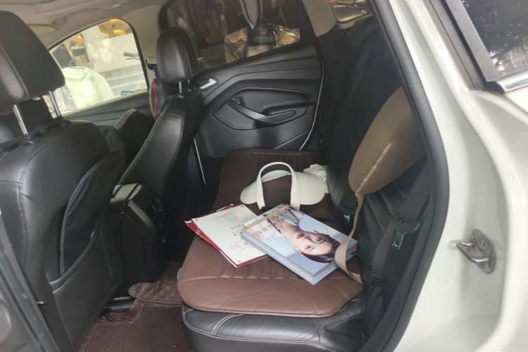 Used Ford Kuga 2015 2.0L GTDi Four-Wheel Drive Prestige Model Left Rear Seat