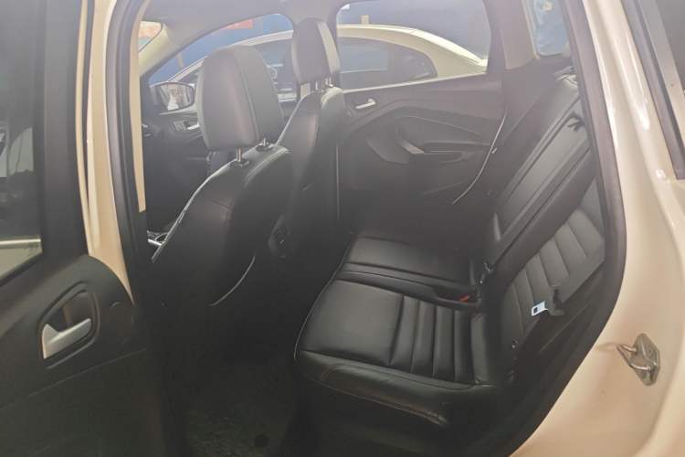 Used Ford Kuga 2015 2.0L GTDi Four-Wheel Drive Prestige Model Left Rear Seat