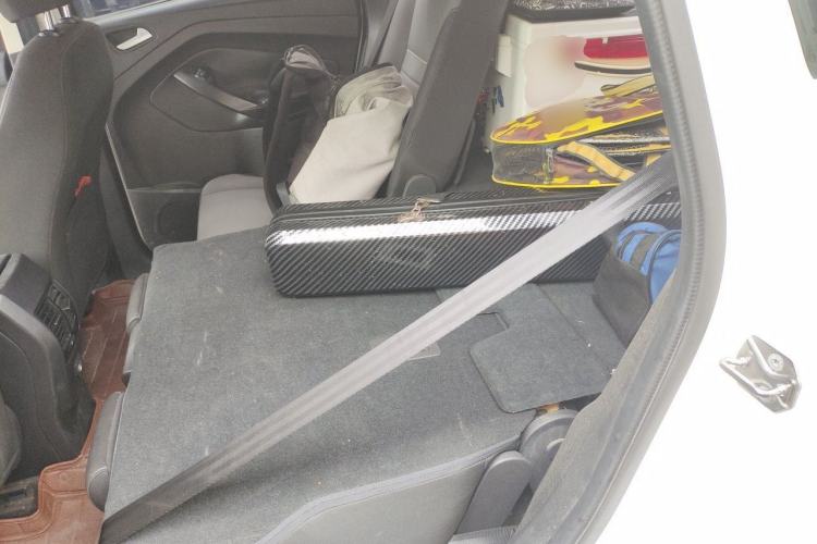 Used Ford Kuga 2015 1.5L GTDi Two-Wheel-Drive Comfort Model Left Rear Seat