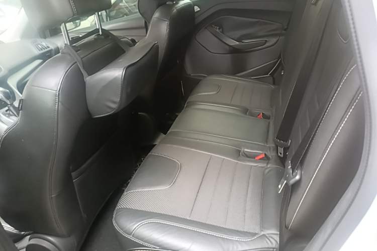 Used Ford Kuga 2015 1.5L GTDi Two-Wheel Drive Fashion Edition Left Rear Seat