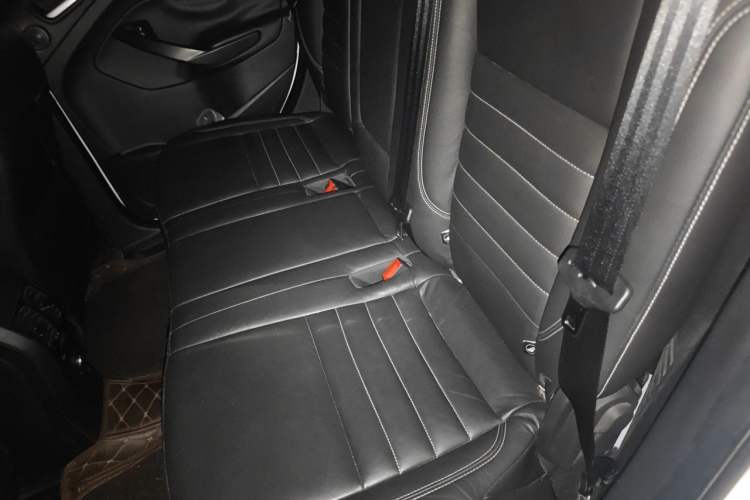 Used Ford Kuga 2015 2.0L GTDi Four-Wheel Drive Elite Model Left Rear Seat