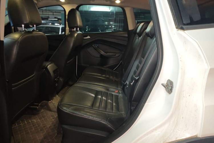 Used Ford Kuga 2015 1.5L GTDi Four-Wheel-Drive Elite Model Left Rear Seat