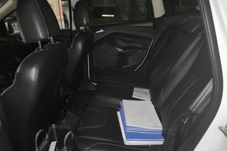 Used Ford Kuga 2015 2.0L GTDi Four-Wheel-Drive Sport Model Left Rear Seat