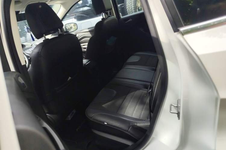 Used Ford Kuga 2015 1.5L GTDi Two-Wheel Drive Fashion Edition Left Rear Seat