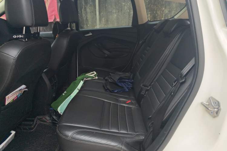Used Ford Kuga 2015 1.5L GTDi Four-Wheel-Drive Elite Model Left Rear Seat
