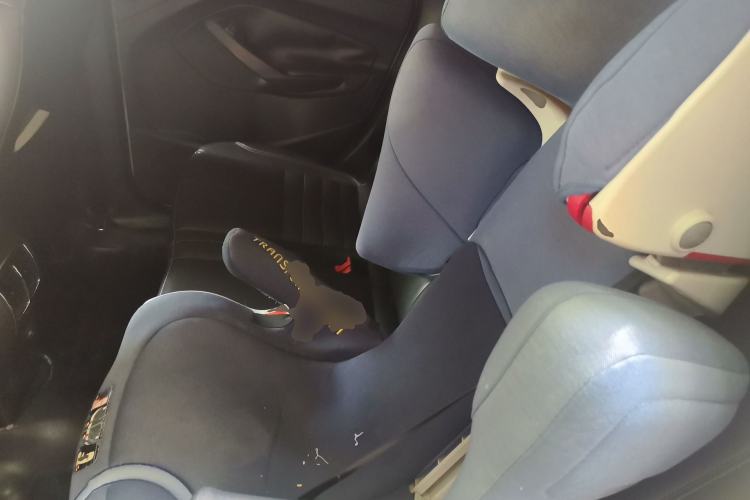 Used Ford Kuga 2015 2.0L GTDi Four-Wheel Drive Prestige Model Left Rear Seat