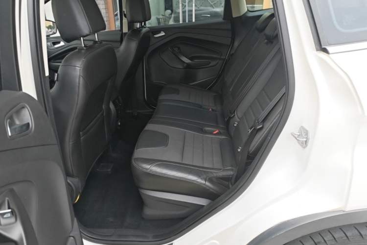 Used Ford Kuga 2015 1.5L GTDi Two-Wheel Drive Fashion Edition Left Rear Seat