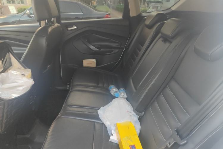 Used Ford Kuga 2015 1.5L GTDi Four-Wheel-Drive Elite Model Left Rear Seat