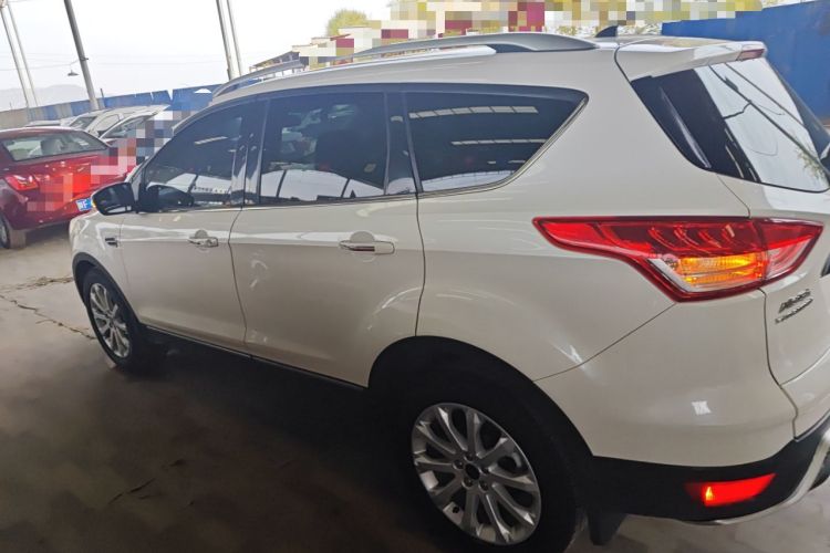 Used Ford Kuga 2015 2.0L GTDi Four-Wheel Drive Prestige Model Left Side