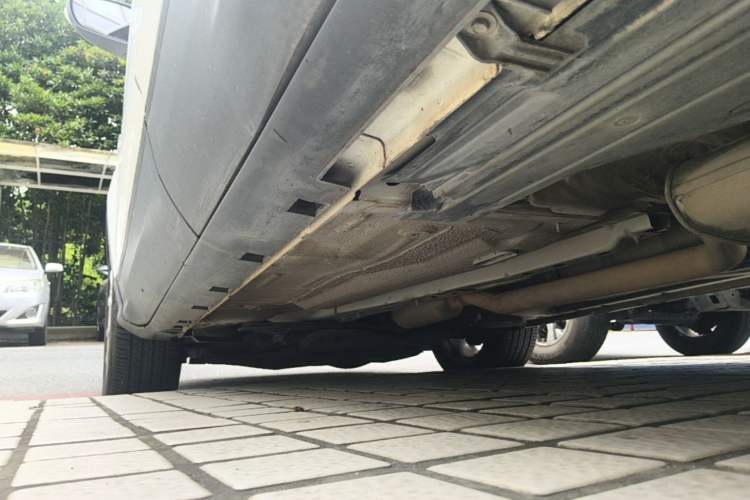 Used Ford Kuga 2015 1.5L GTDi Two-Wheel-Drive Comfort Model Left Side Sill