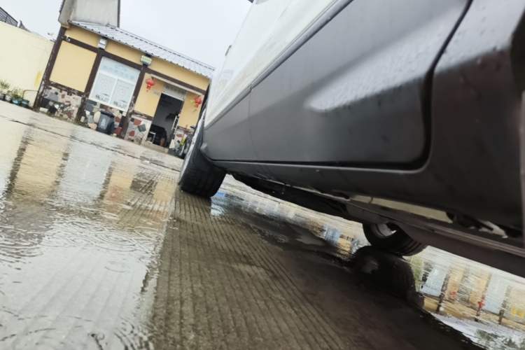 Used Ford Kuga 2015 1.5L GTDi Two-Wheel Drive Fashion Edition Left Side Sill
