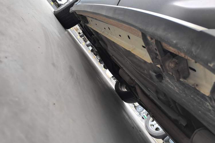 Used Ford Kuga 2015 1.5L GTDi Two-Wheel Drive Fashion Edition Left Side Sill