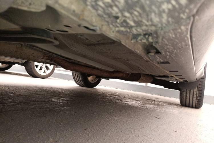 Used Ford Kuga 2015 1.5L GTDi Two-Wheel-Drive Comfort Model Left Side Sill