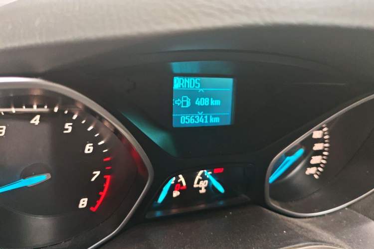 Used Ford Kuga 2015 1.5L GTDi Two-Wheel-Drive Comfort Model Odometer Close Up