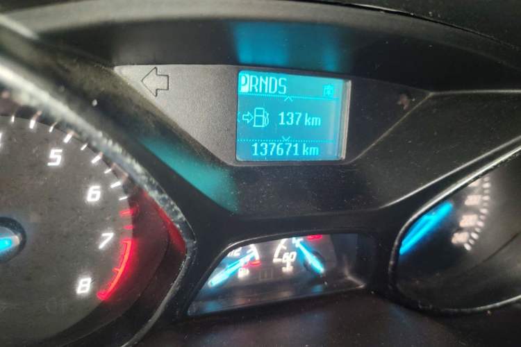 Used Ford Kuga 2015 1.5L GTDi Two-Wheel Drive Fashion Edition Odometer Close Up