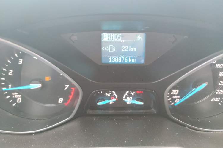 Used Ford Kuga 2015 1.5L GTDi Two-Wheel Drive Fashion Edition Odometer Close Up