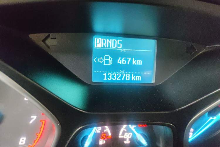 Used Ford Kuga 2015 1.5L GTDi Two-Wheel-Drive Comfort Model Odometer Close Up